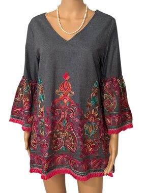 Caleoas Women’s Size Medium Jean Blue Blouse Top with Colorful Pink Embroidery